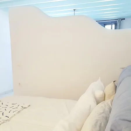 Mykonos Family