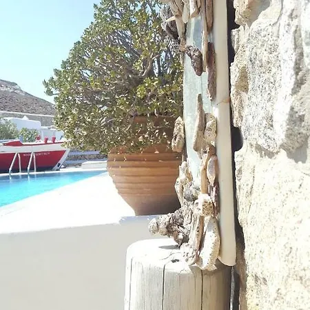 Mykonos Family * Agios Ioannis Diakoftis