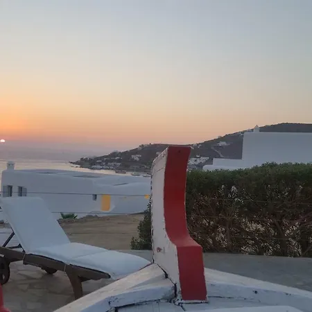 Willa Mykonos Family